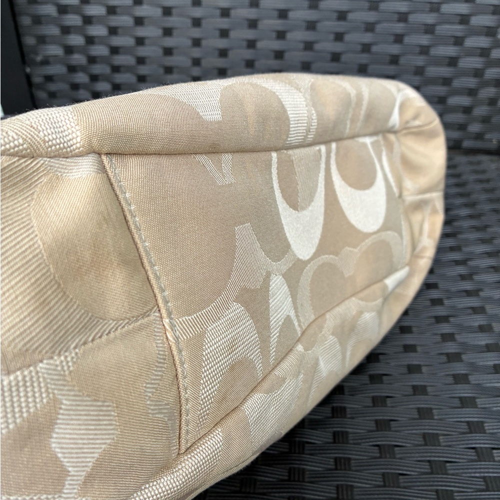 COACH BAG,Coach Tan and Brown Shoulder Bag. - Picture 12 of 14